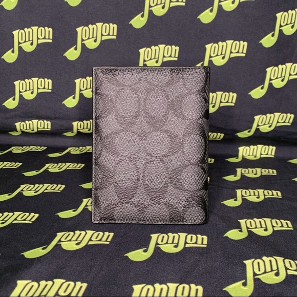 Rare Coach x NASA Passport Case, Signature Canvas - Picture 5 of 6